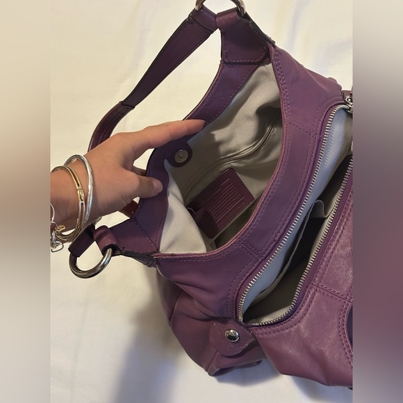 Coach Shoulder Bag - Picture 7 of 8